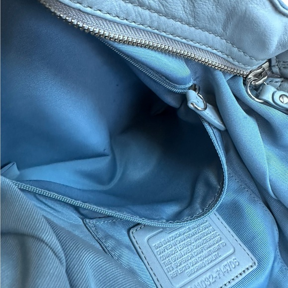 Coach Sky Blue Shoulder Bag with Floral Design in butter soft leather - Picture 7 of 10